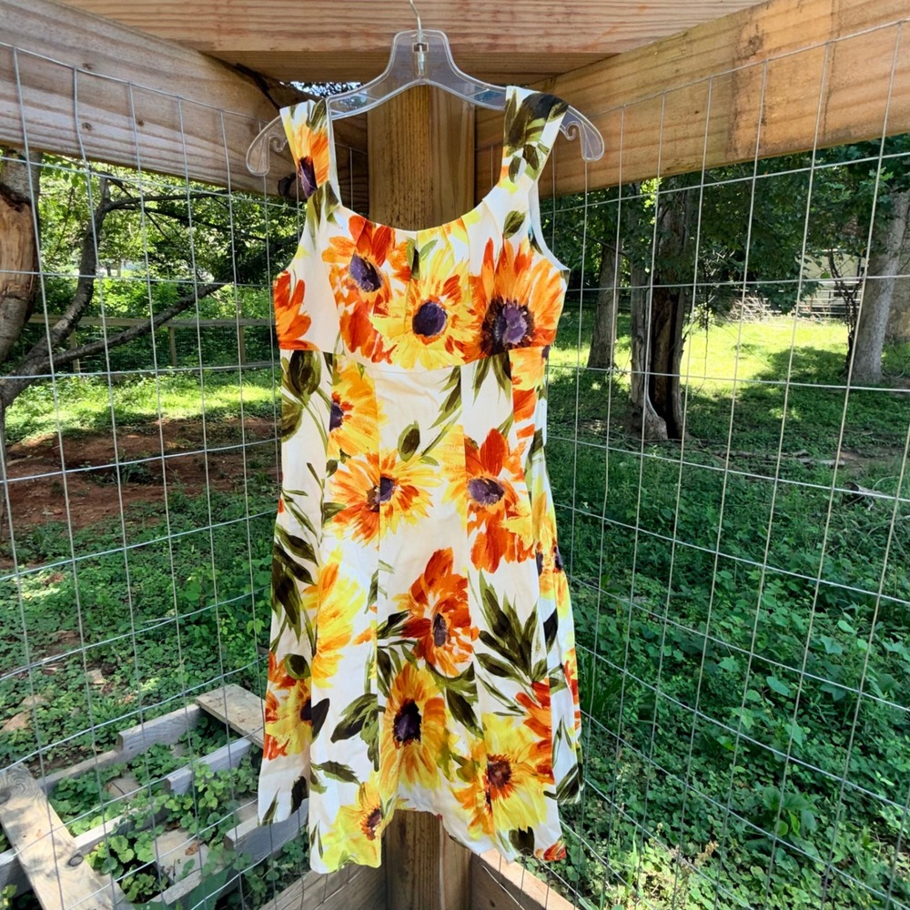 London Times Sunflower Dress‎ Womens 10 Orange Yellow Floral on White Summer